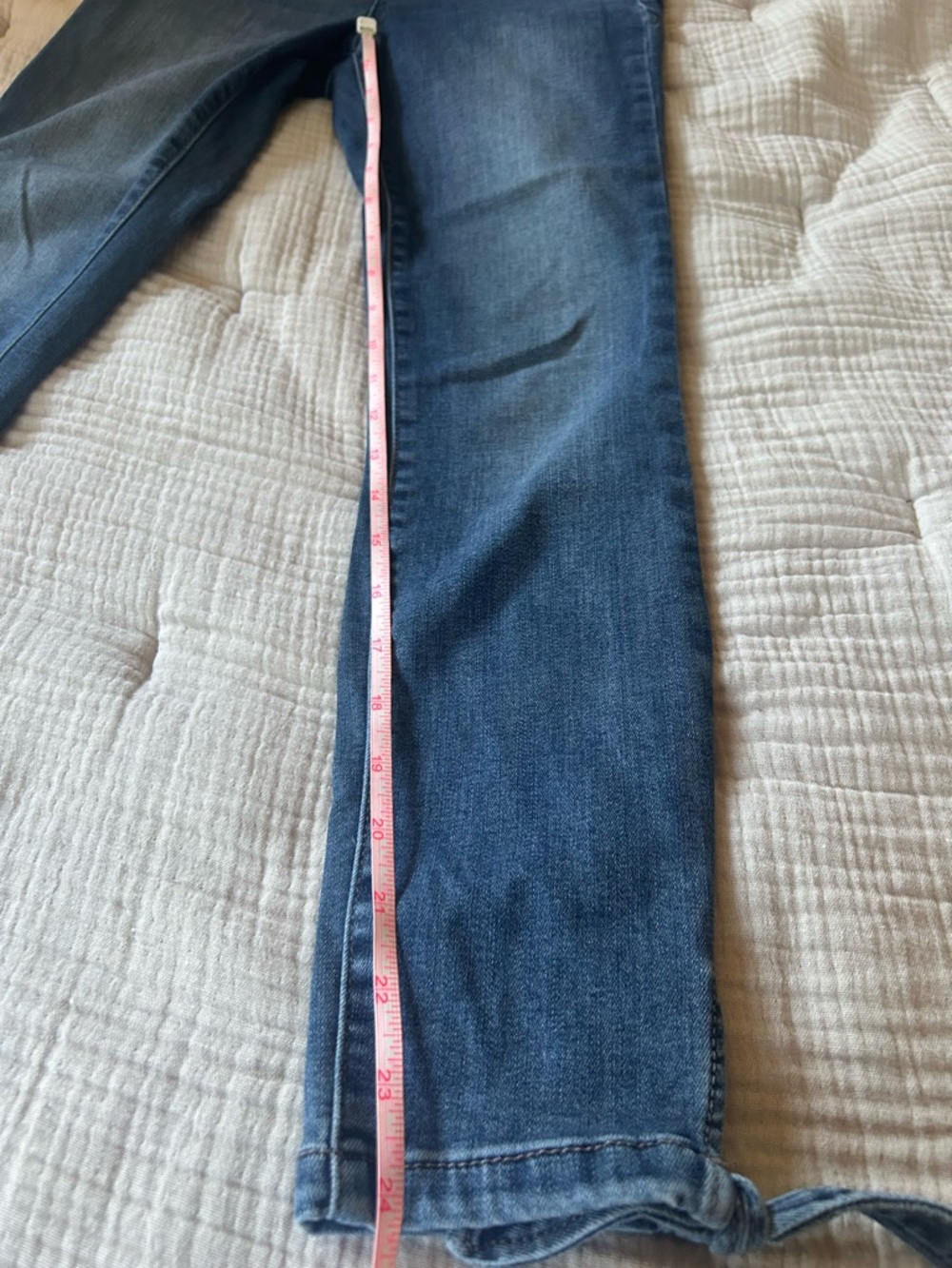William Rast jeans - Picture 4 of 6